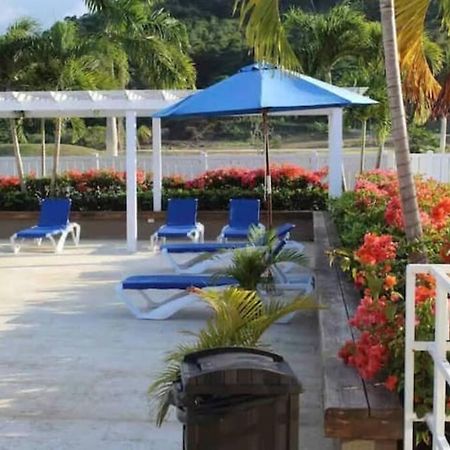 Snooze At Oceanpointe Vila Lucea Exterior foto